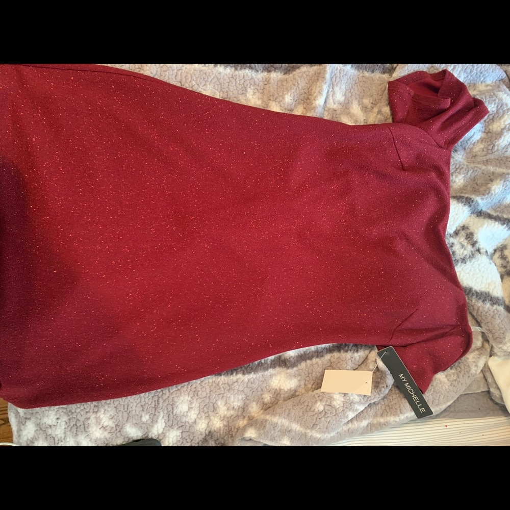 new with tags red sparkly dress! ♡